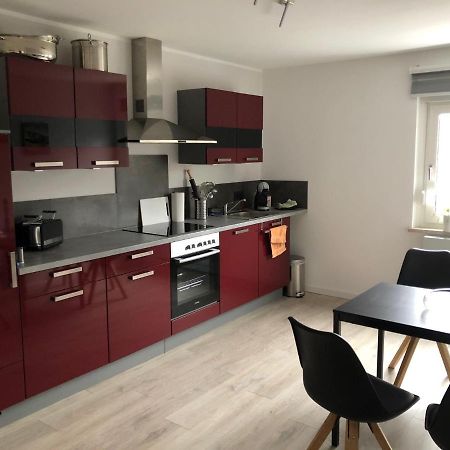 Body Kult Loft - Modernes Appartement Mit 2 Separaten Schlafzimmern Zwickau Bagian luar foto
