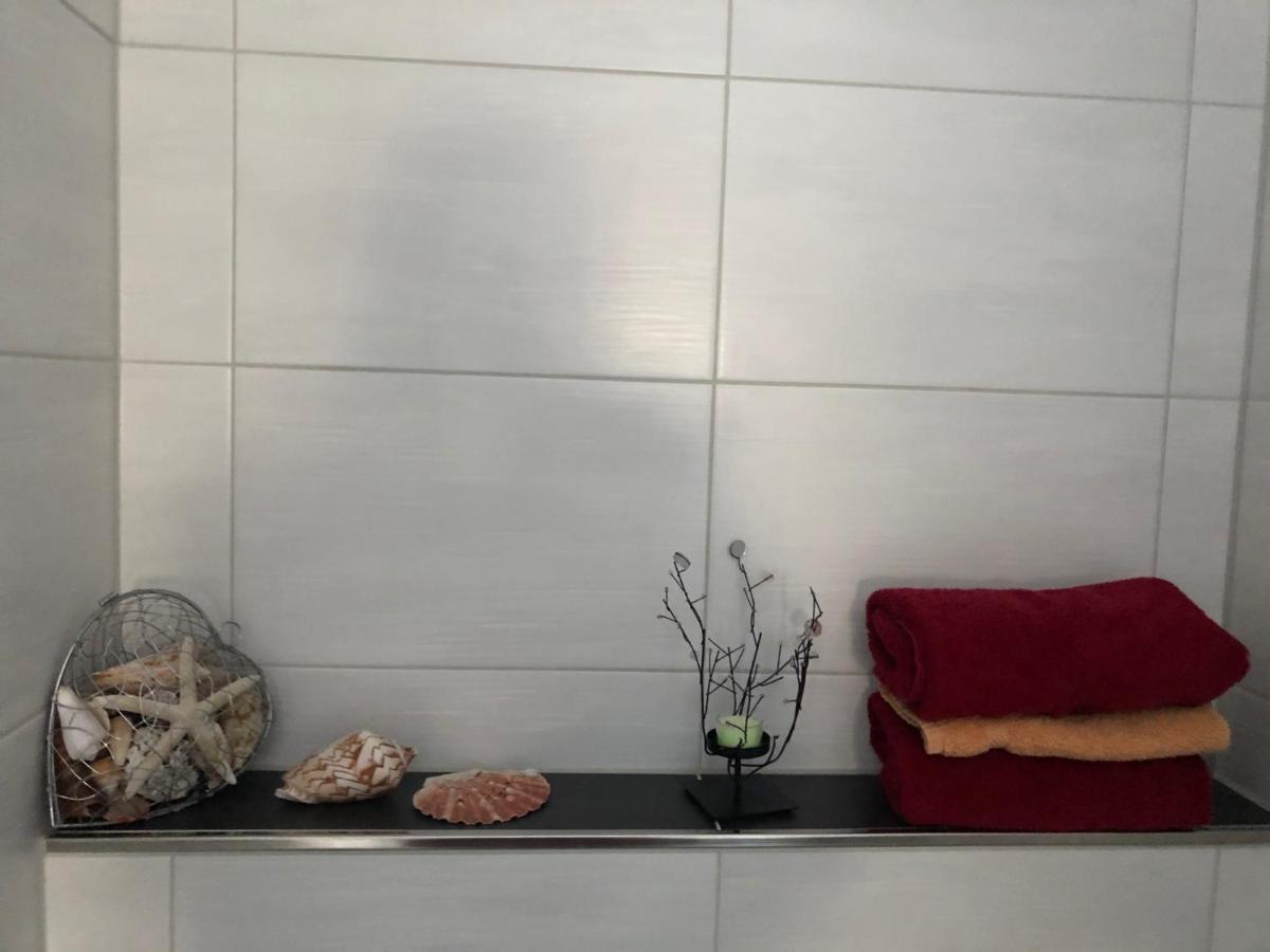 Body Kult Loft - Modernes Appartement Mit 2 Separaten Schlafzimmern Zwickau Bagian luar foto
