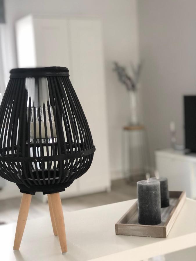 Body Kult Loft - Modernes Appartement Mit 2 Separaten Schlafzimmern Zwickau Bagian luar foto