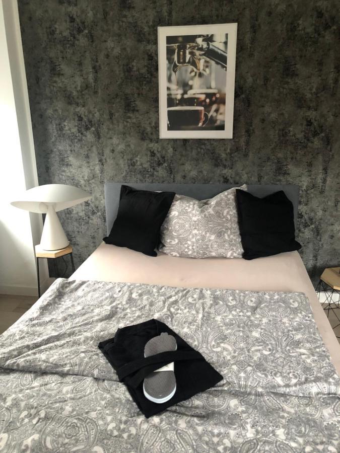 Body Kult Loft - Modernes Appartement Mit 2 Separaten Schlafzimmern Zwickau Bagian luar foto
